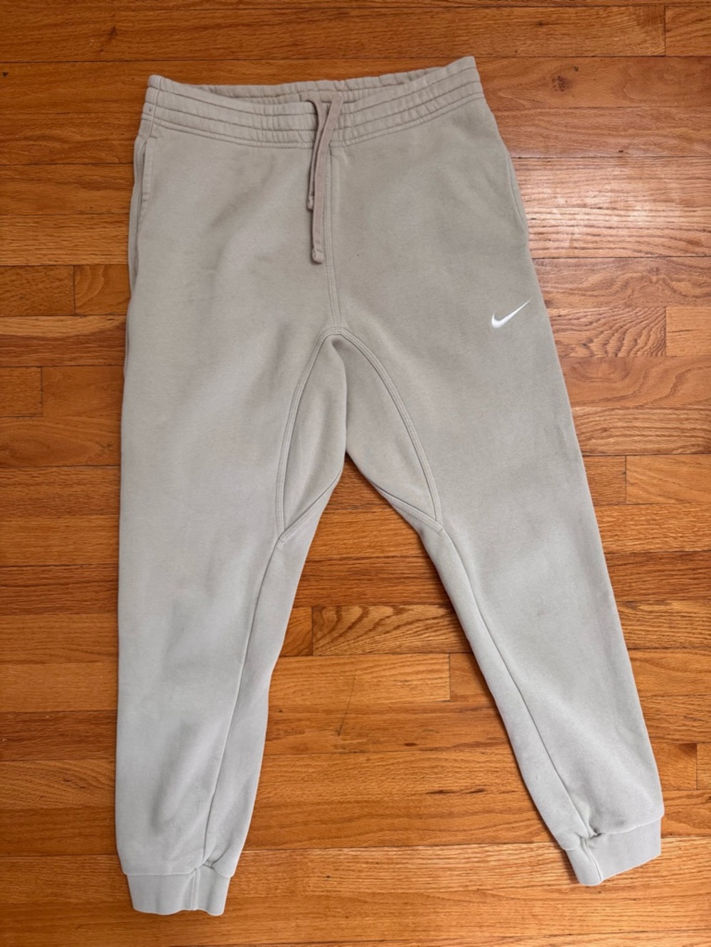 Nike Sportswear Club Swoosh Fleece Jogger Pants Rattan Women’s M Casual Sweat